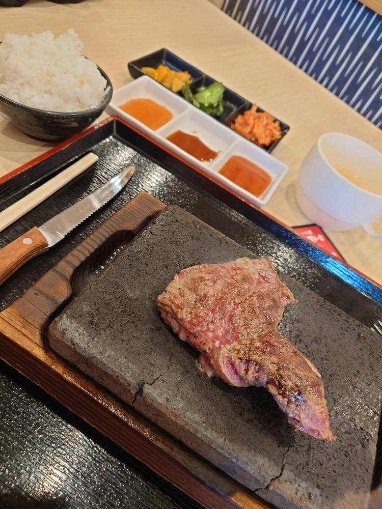 ワンダーステーキ 天拝坂店