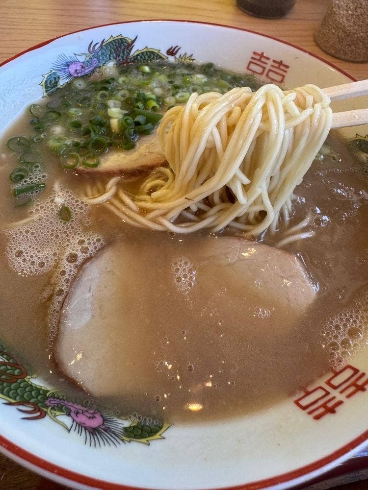 博多ラーメン 七萬 津守店