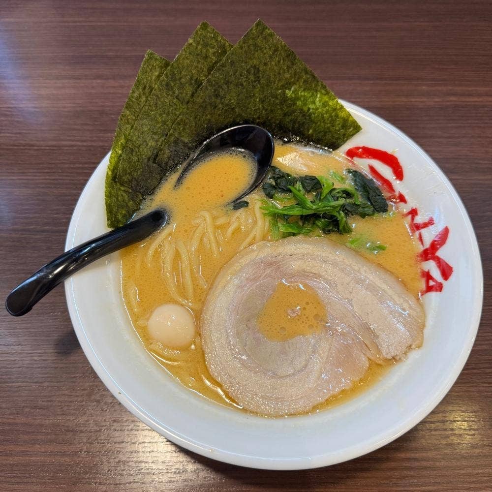 横浜家系ラーメン 吟家 八千代店