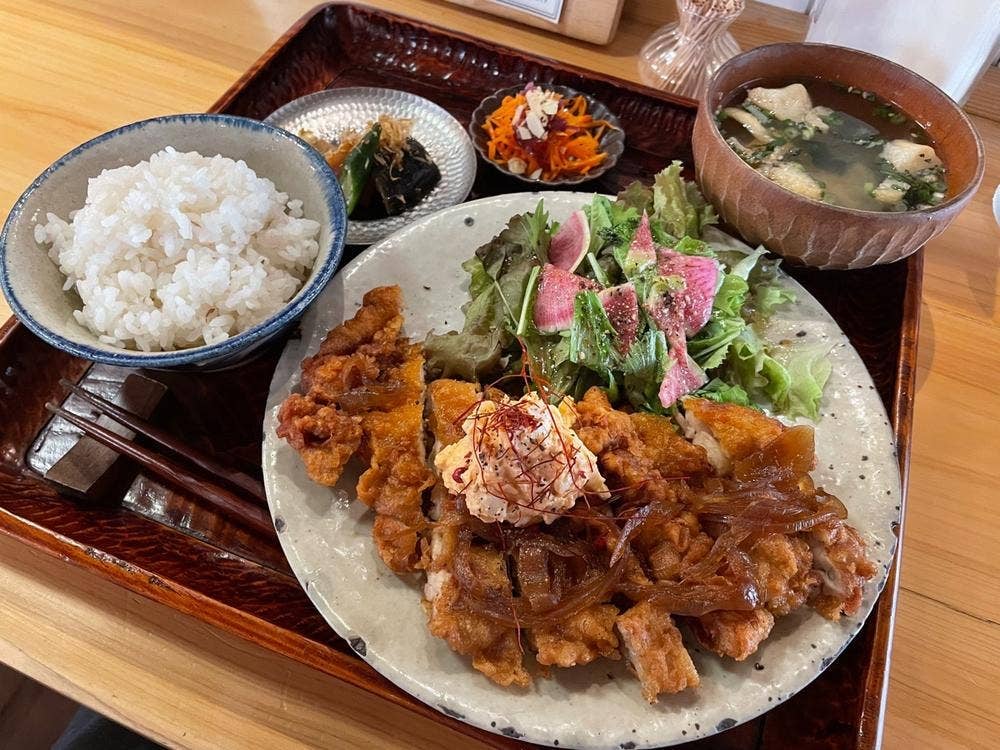 定食 喫茶 EIYO
