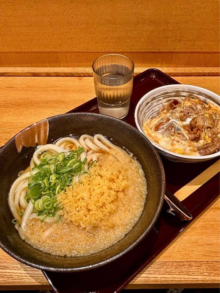 杵屋麦丸 日比谷富国生命ビル店