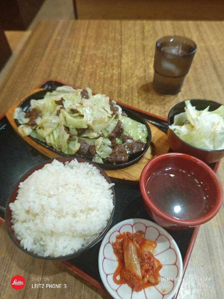 焼肉キントウ