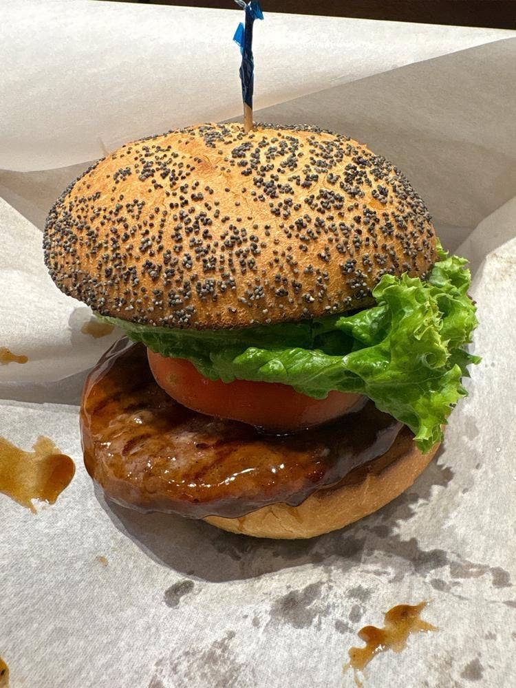 KUA`AINA 二子玉川店