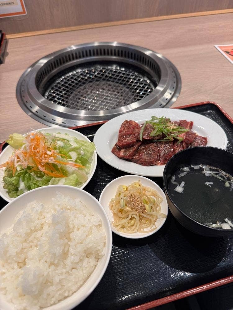焼肉DINING 大和 幕張ベイパーク店