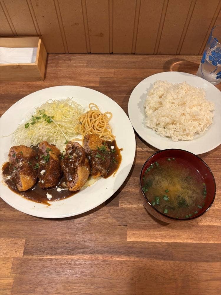 洋食 ボンベック