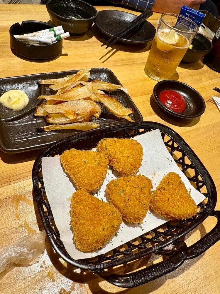 炭火焼鳥と豊洲直送海鮮 創作居酒屋 吉蔵 溝の口店