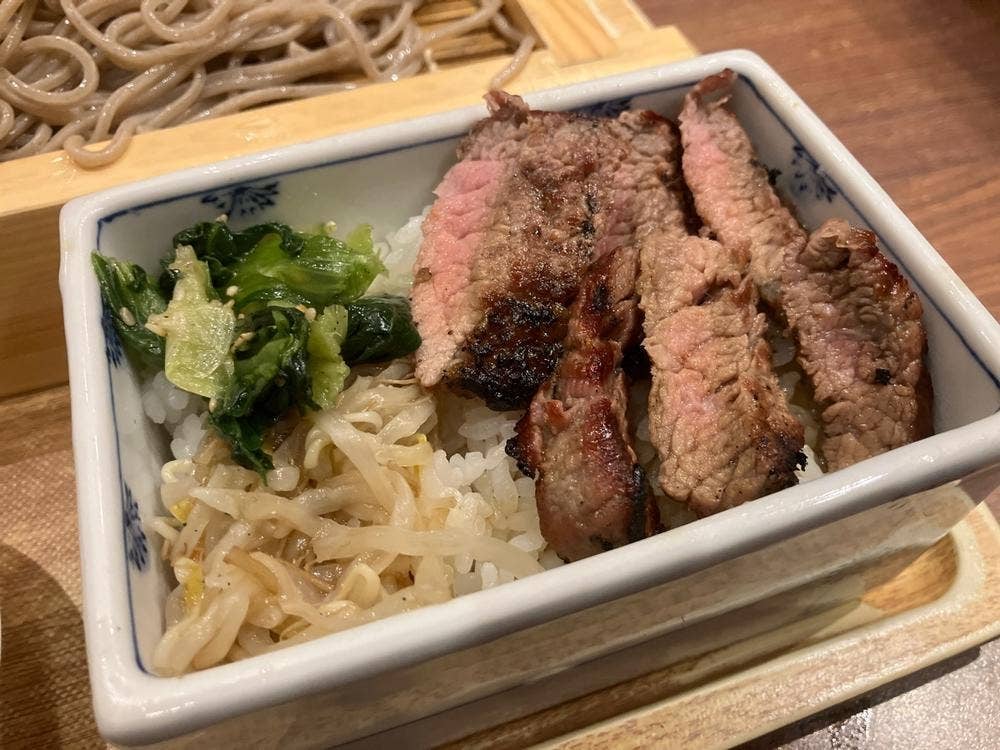 炙り牛たん 万 イオンモール新小松店