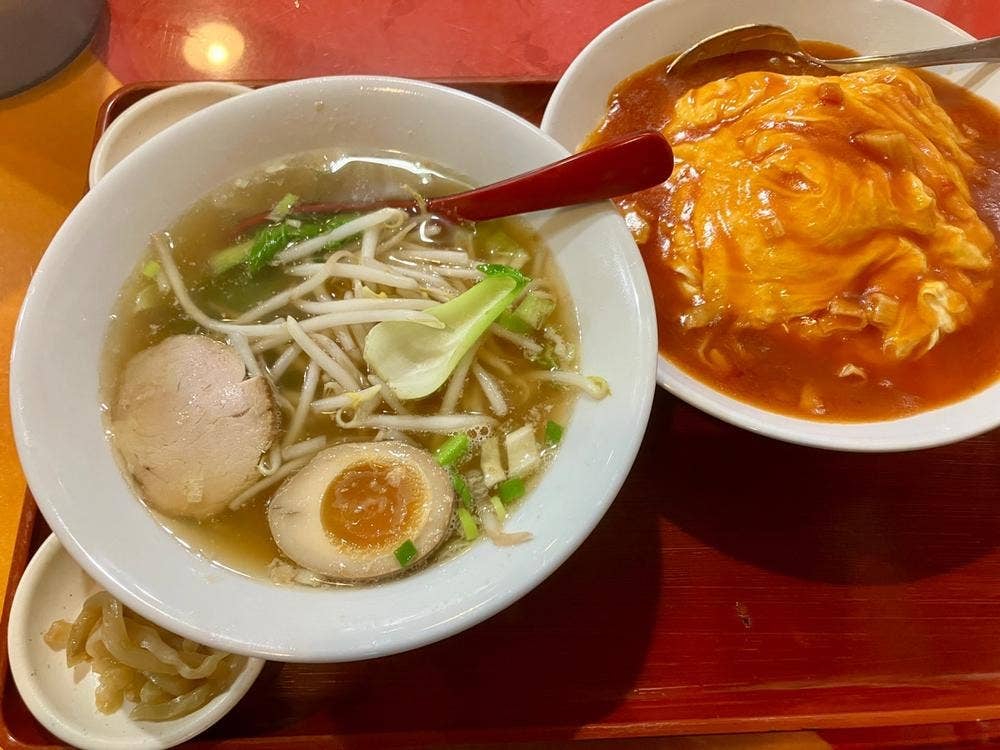 家味道 餃子居酒屋