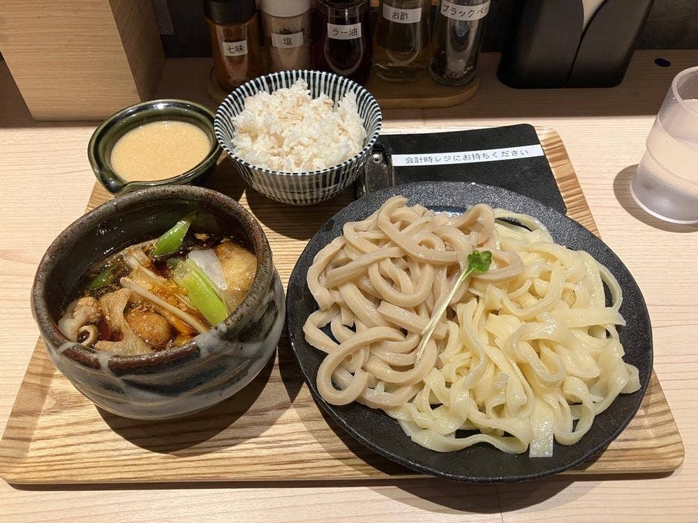 肉汁うどん 麦とろ 柳