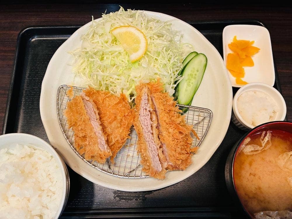 とんかつ さくら