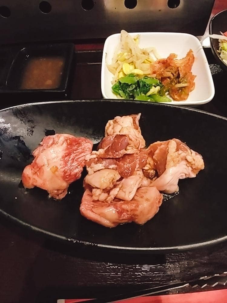 ホルモン屋 よんちゃん