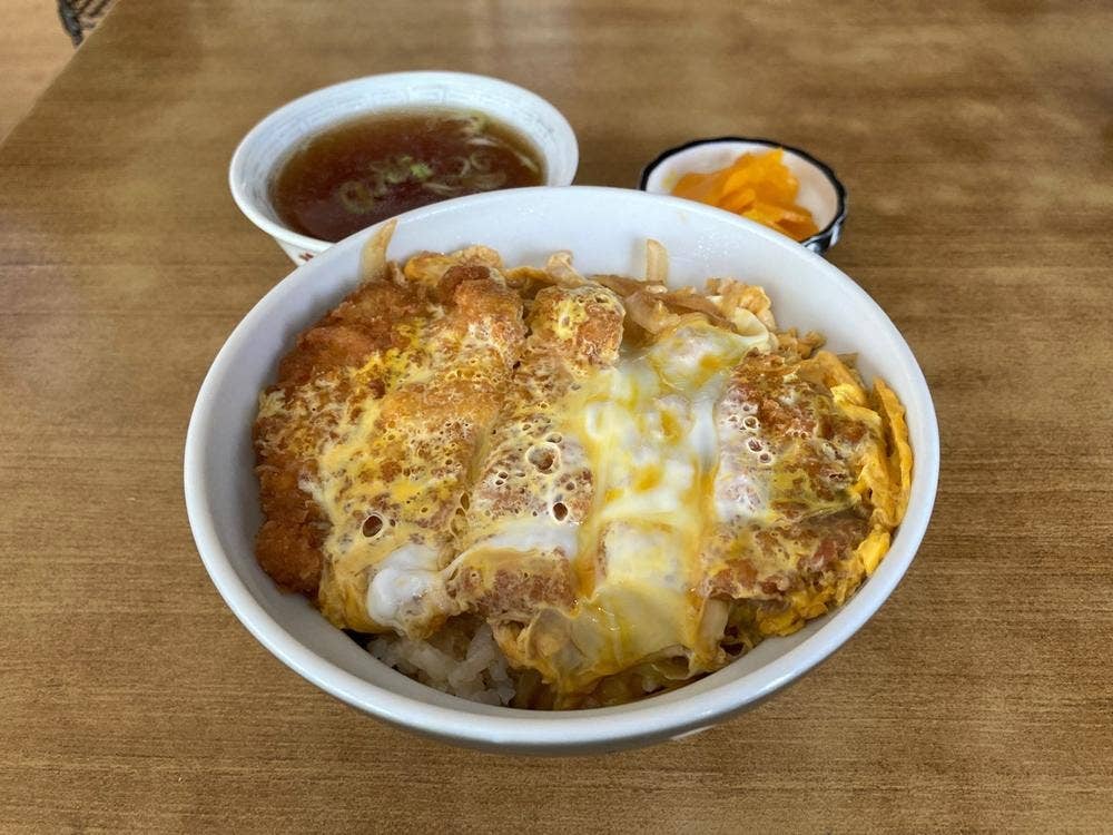 山忠食堂