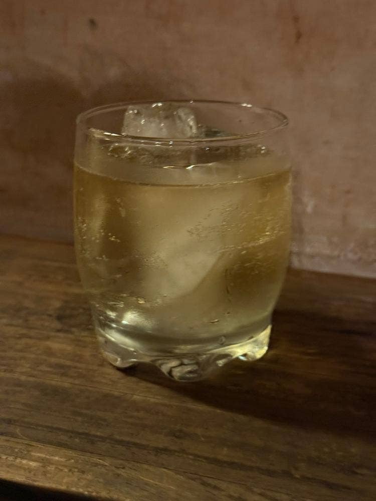 立ち飲み処 泡