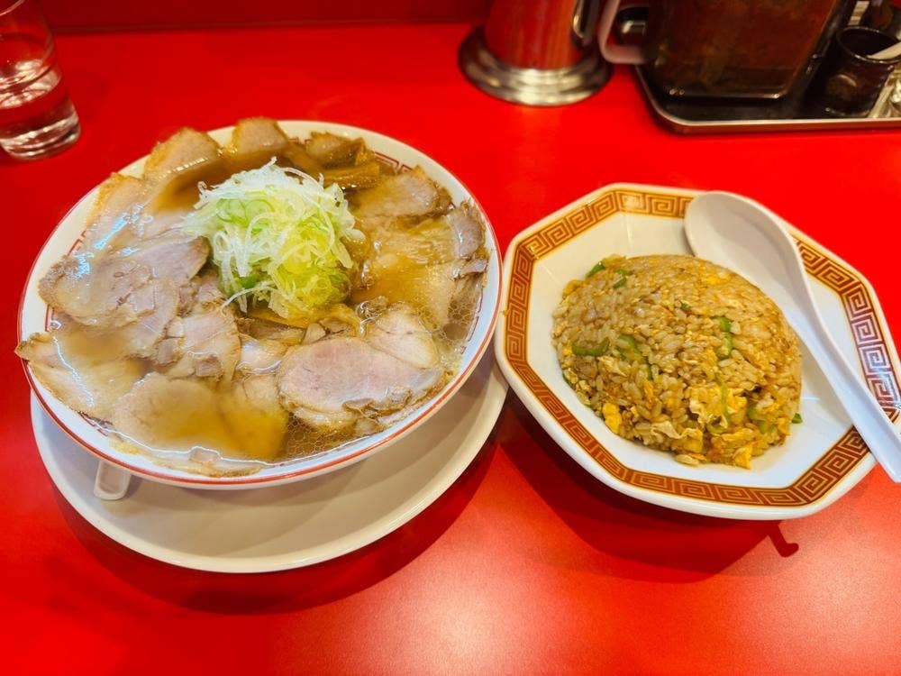 ラーメン 荒畑 一宮店