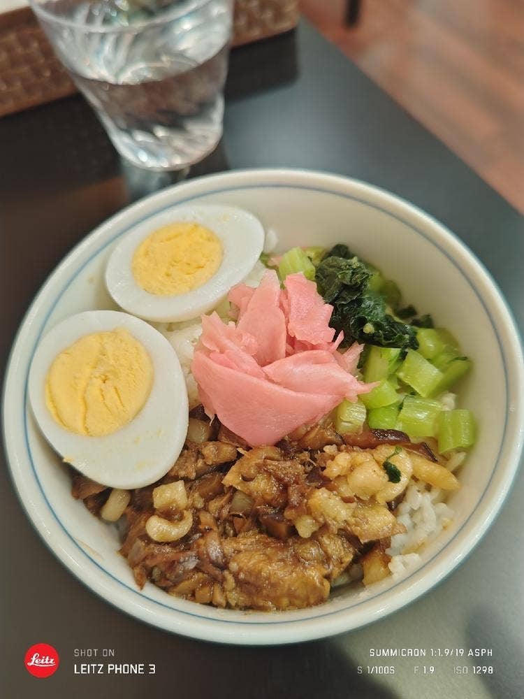 min*yan cafe
