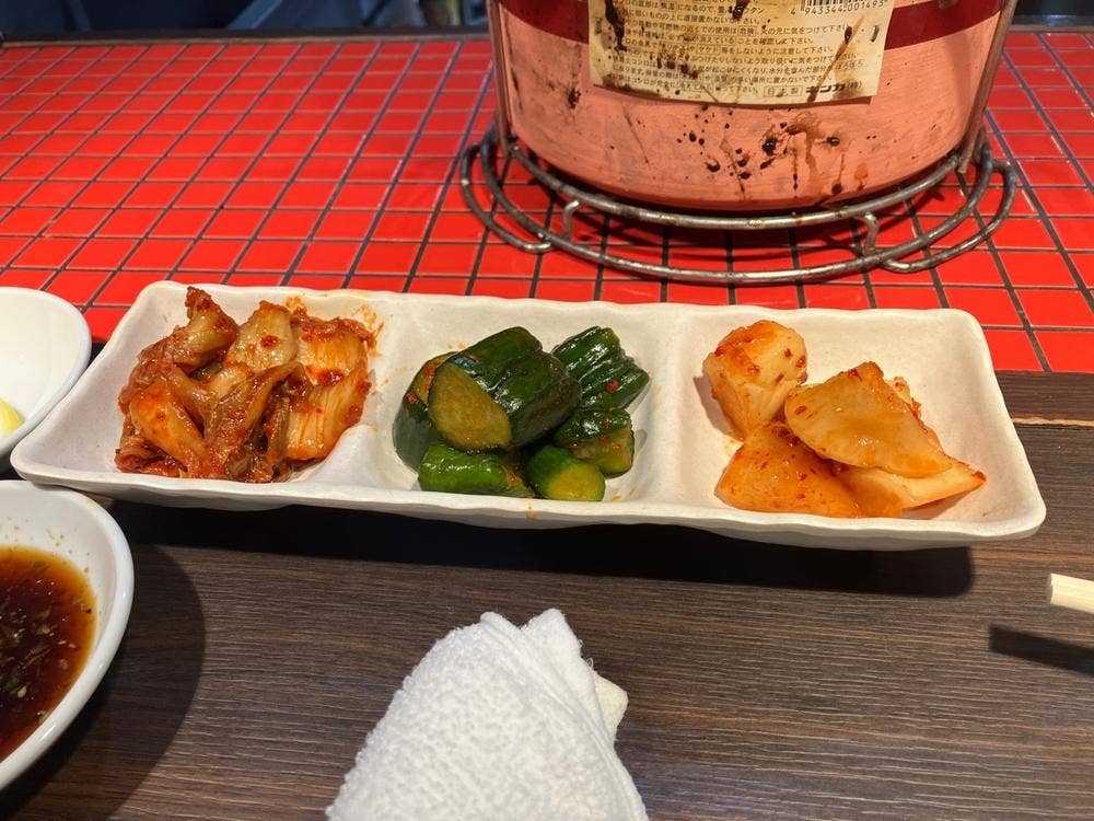 炭火焼肉衛門
