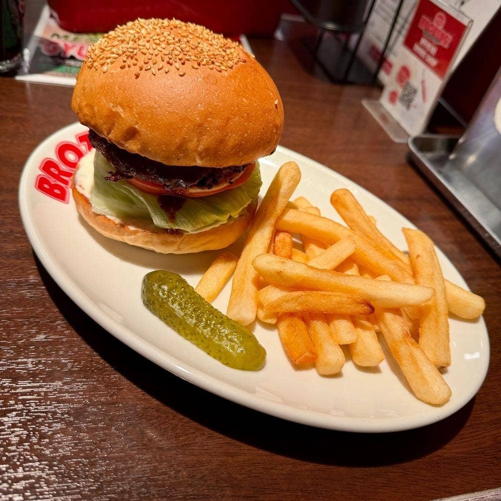 BROZERS' Hamburger 新富町店
