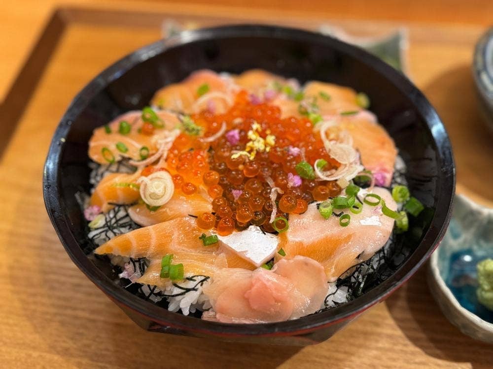 黒おでんと四季彩料理 まるだい