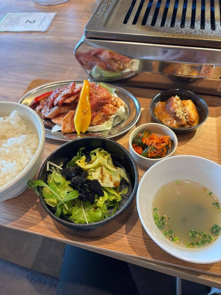 焼肉安萬 三井アウトレットパーク岡崎