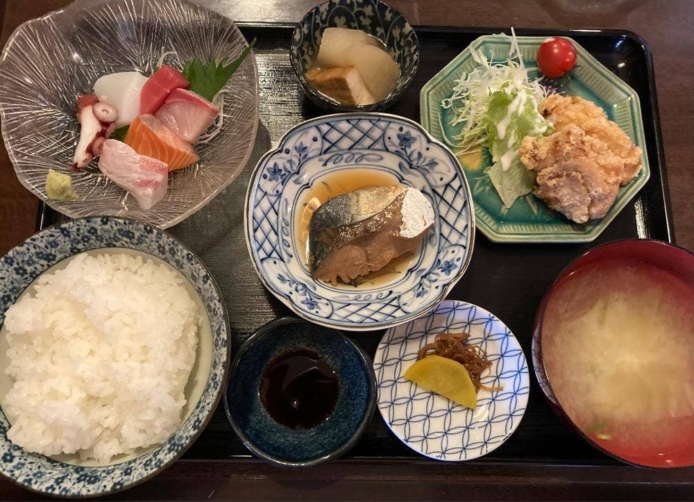 酒菜 お食事処 しまや