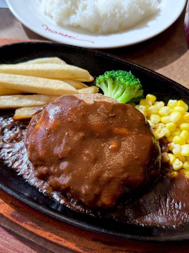 肉の万世 岩槻インター店