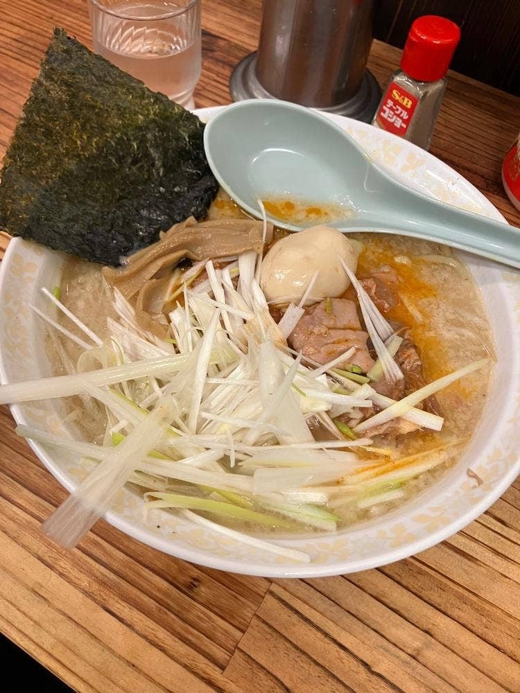 ラーメン詠多