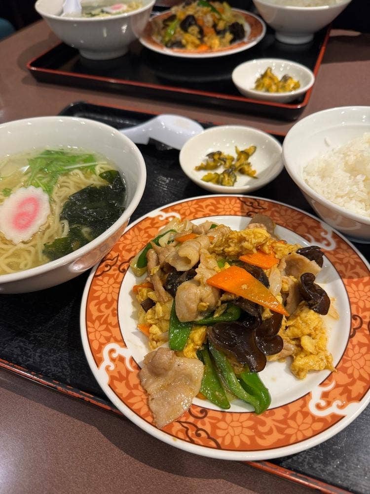 上海菜館アルーサ店