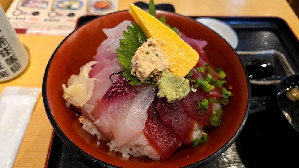 炭火割烹三是 新宿西口店