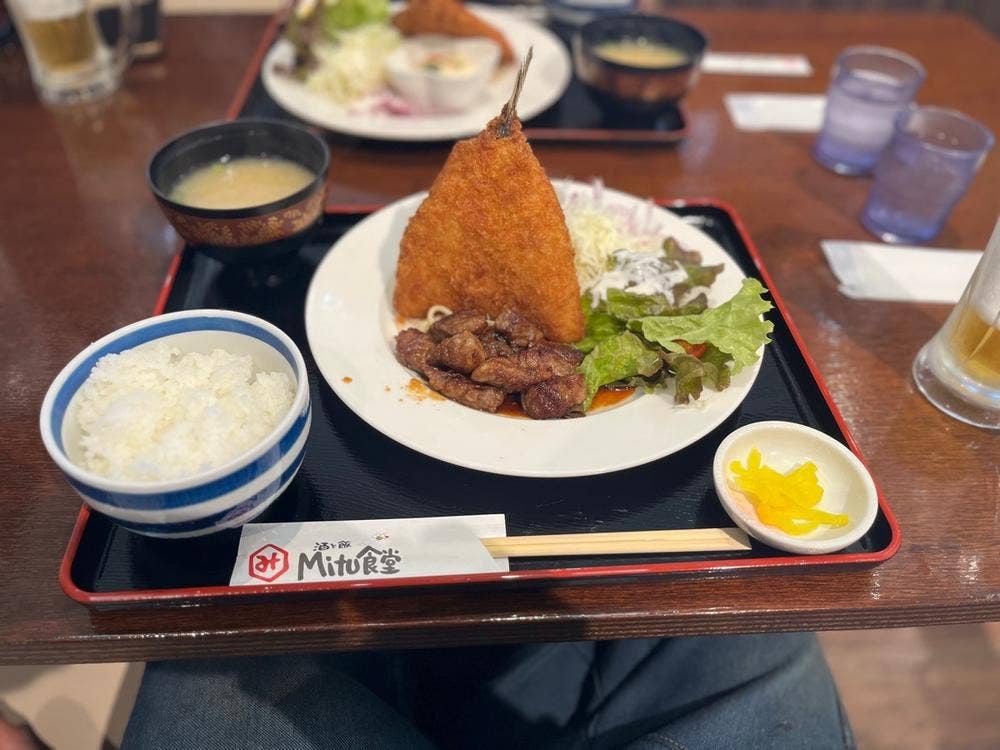 酒と飯 Mitu食堂
