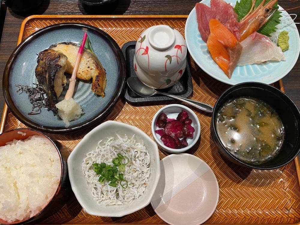 和食飛賀屋イオンレイクタウン店