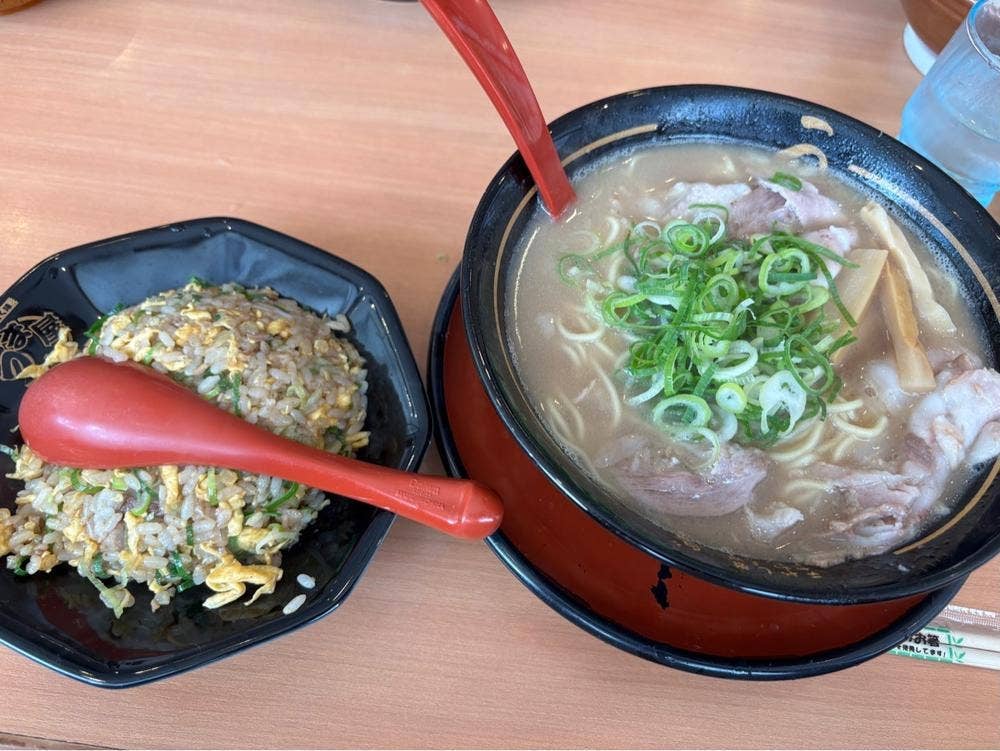 豚旨うま屋ラーメン 松阪店