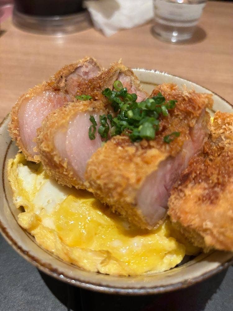 スリーピッグ 刈谷駅前店