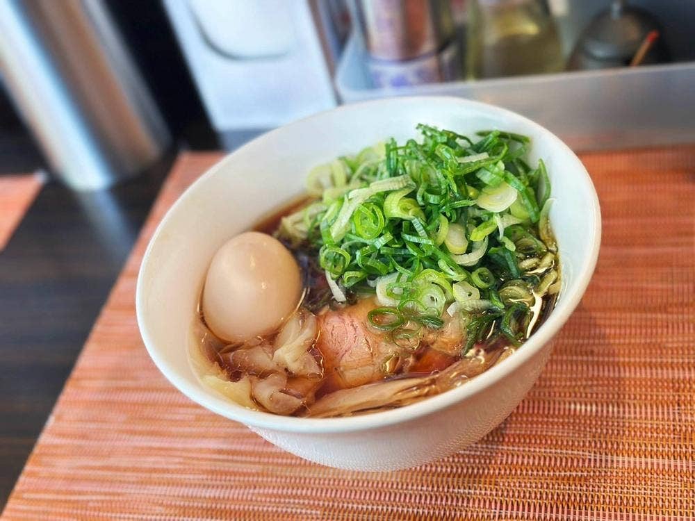 麺屋 かなで