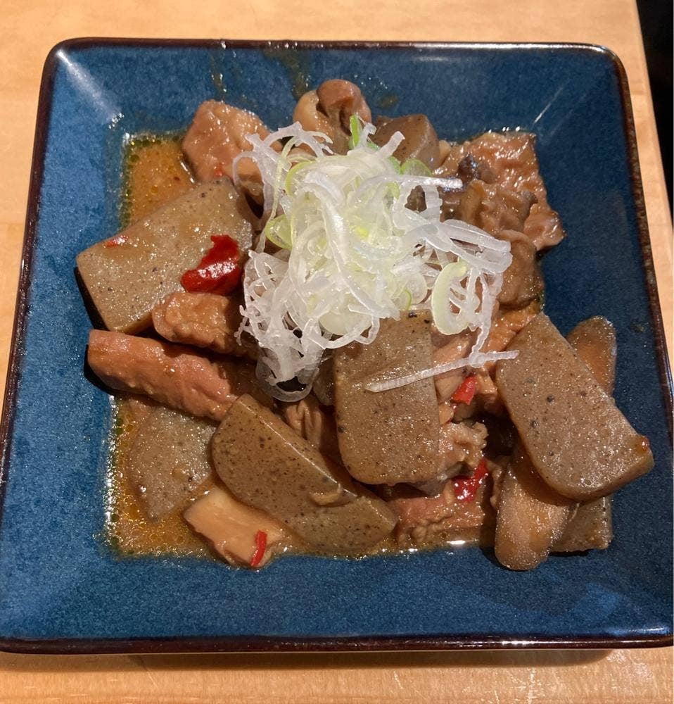 三ツ屋スタンド