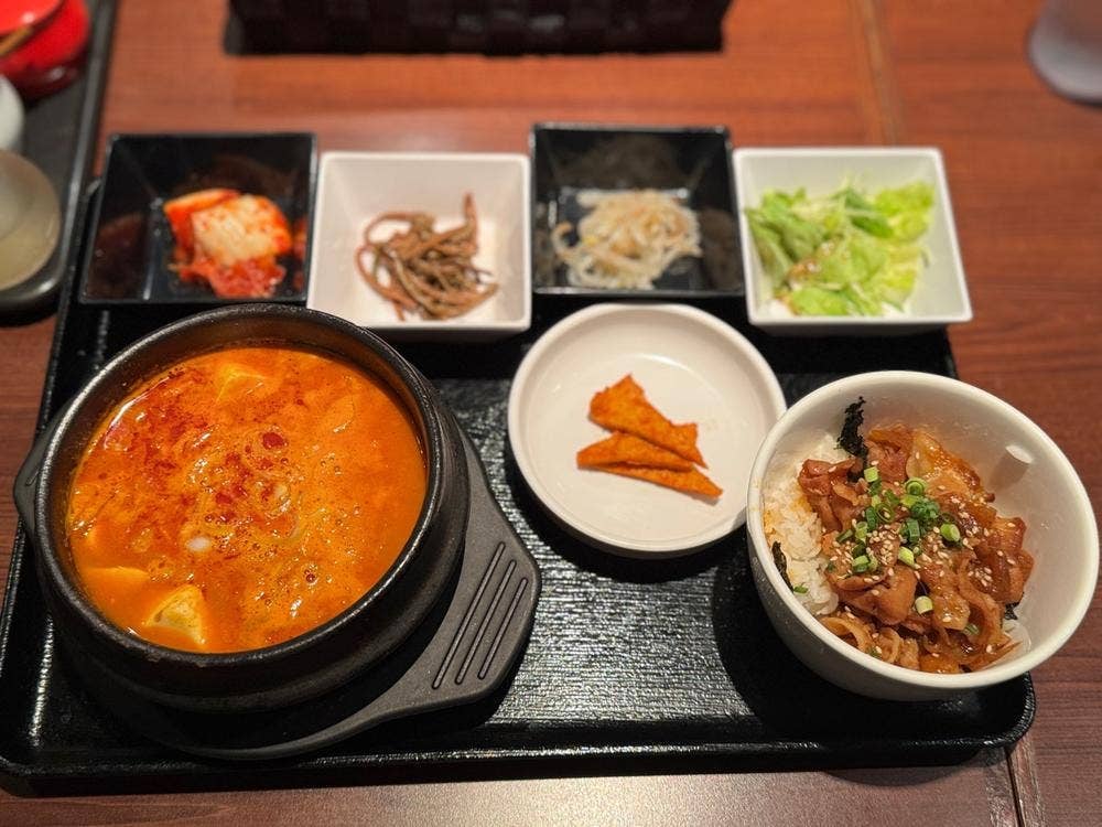 KOREAN DINING 長寿韓酒房 有明店