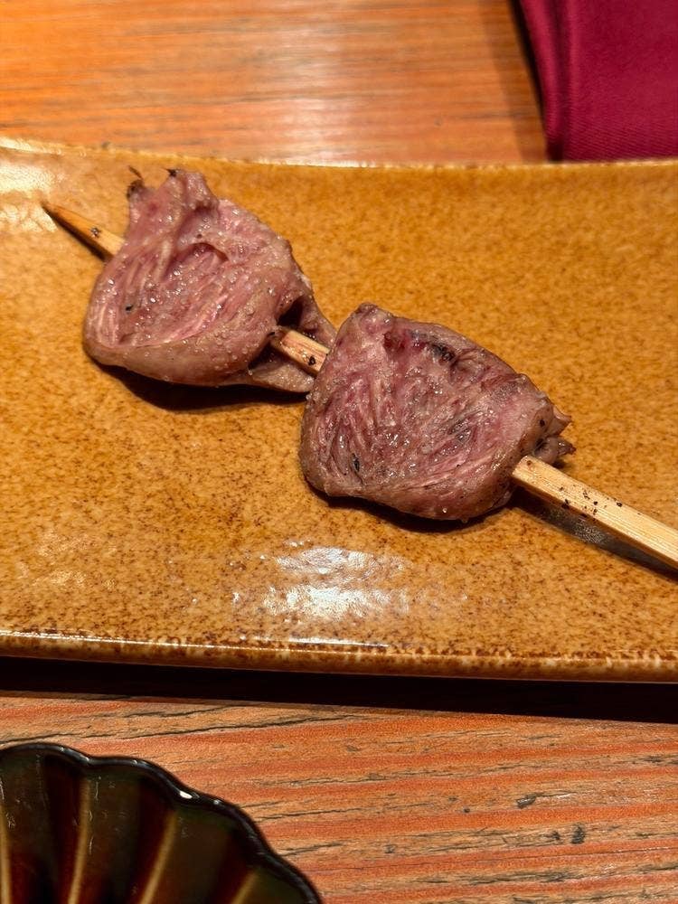 炭火焼鳥そかろ
