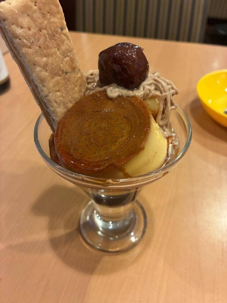 Cafe レストラン ガスト 星川駅前店