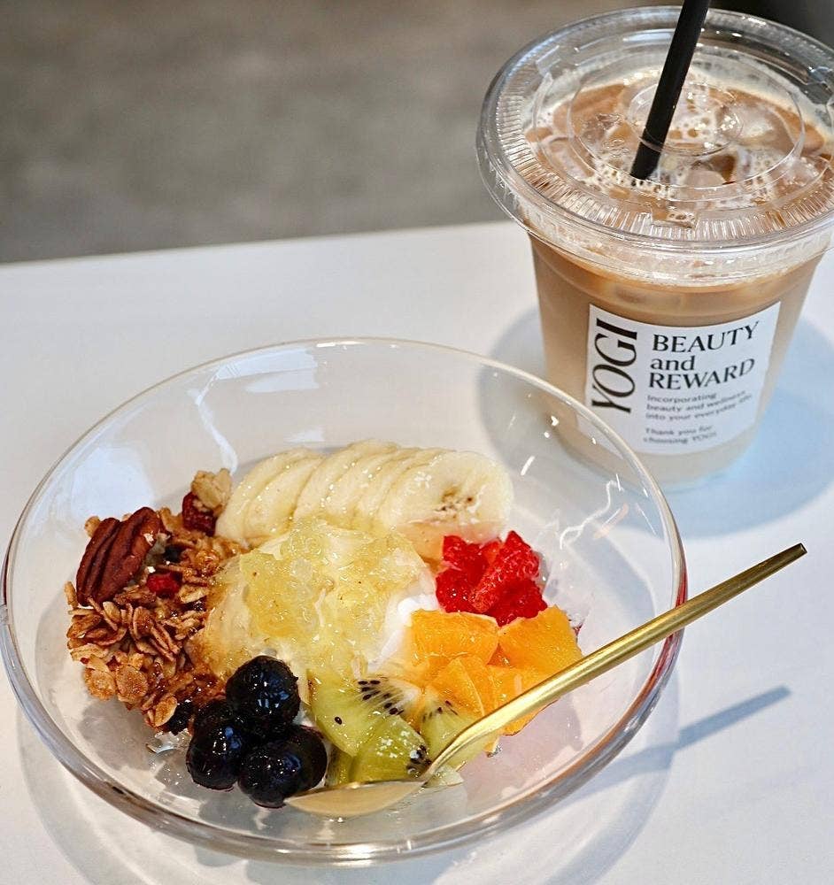 YOGI GREEKYOGURT & ACAI 名古屋大曽根店