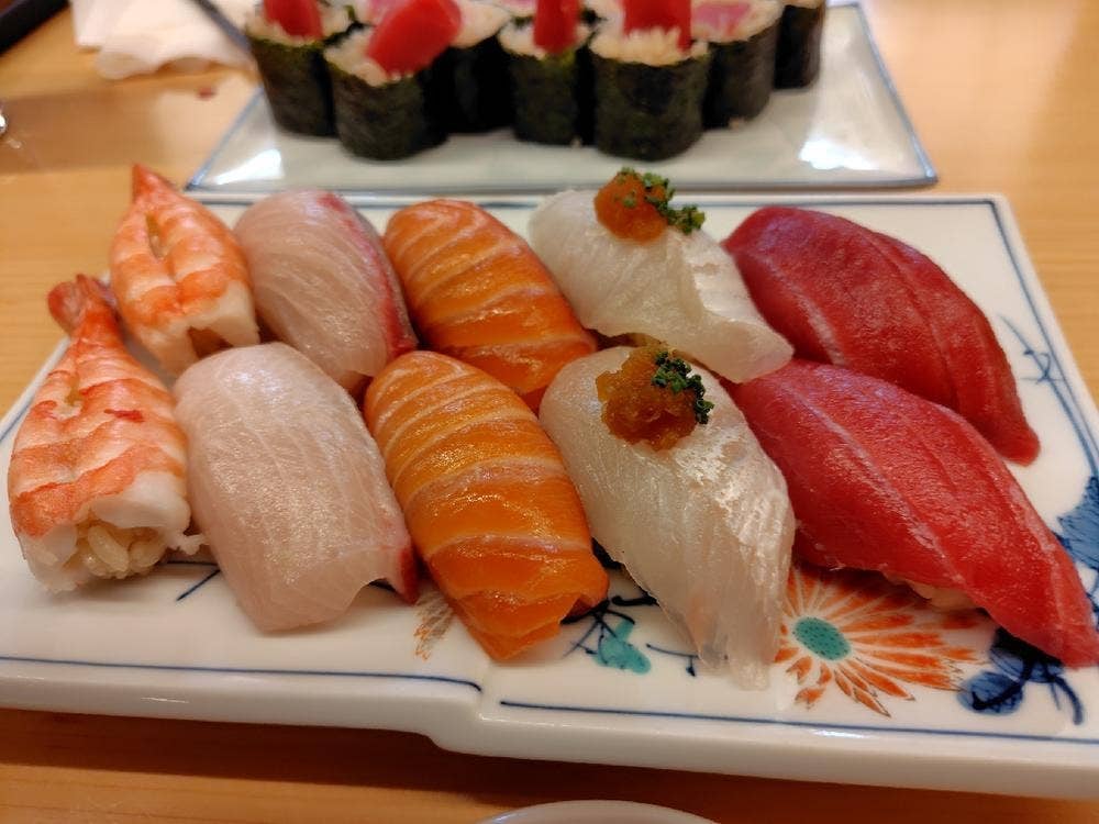 裏難波スシトフジ