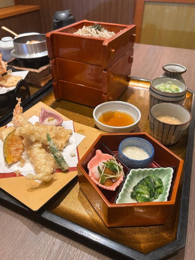 サガミ京都八幡店