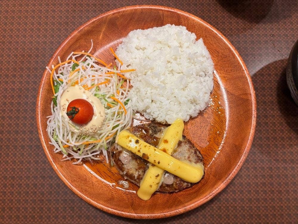 びっくりドンキー 岩塚本通店