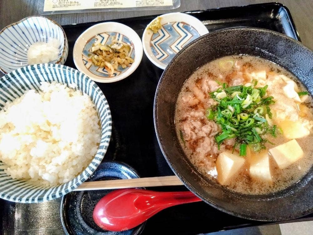 ニ隆食堂