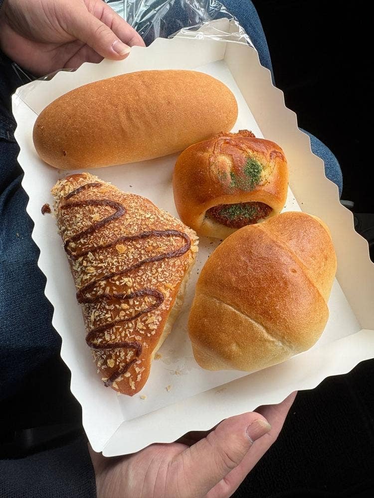 焼きたてパン テルメ金沢