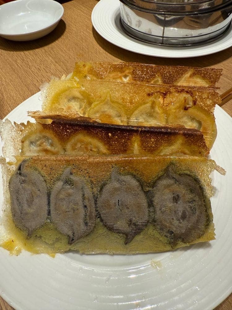 餃子百珍 一味玲玲