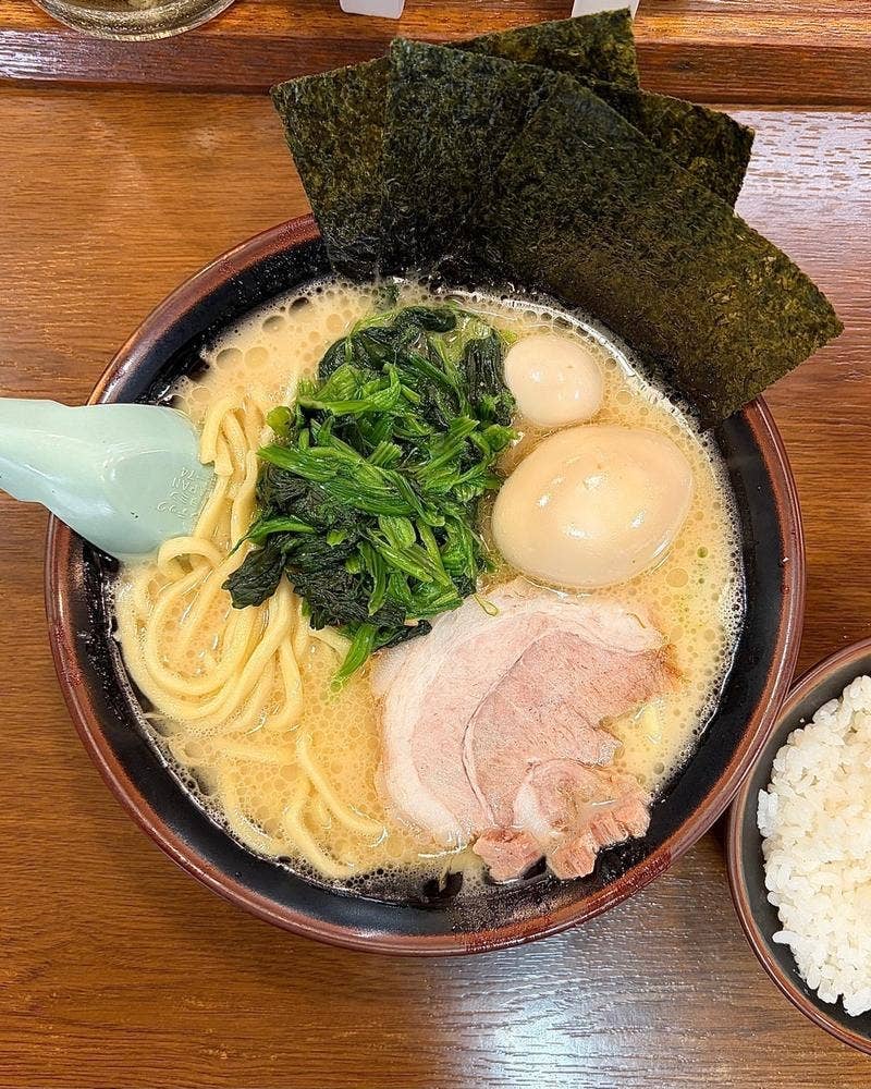 とりとん