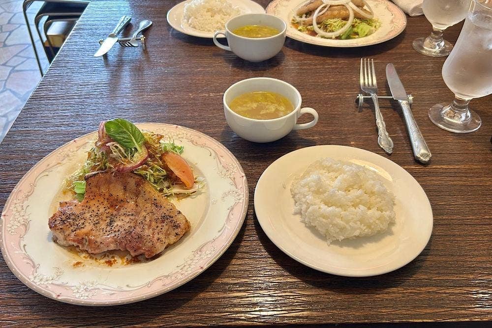 ビストロミカサ