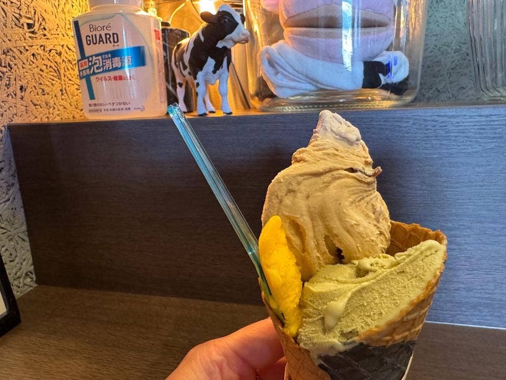 GELATERIA SAKURA