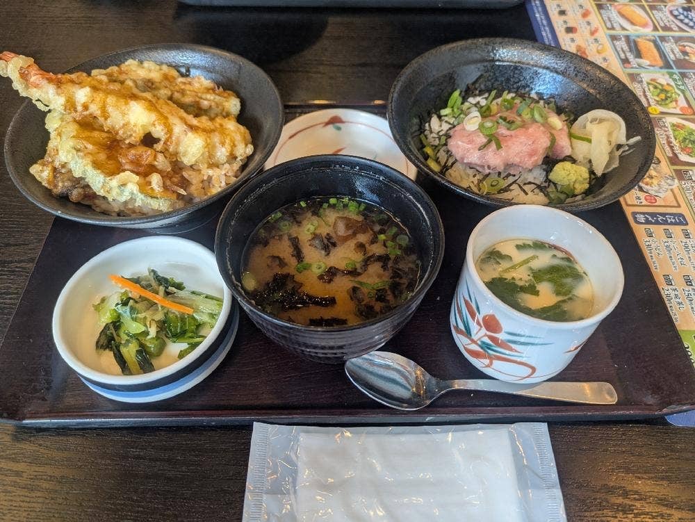 華屋与兵衛 越谷蒲生店