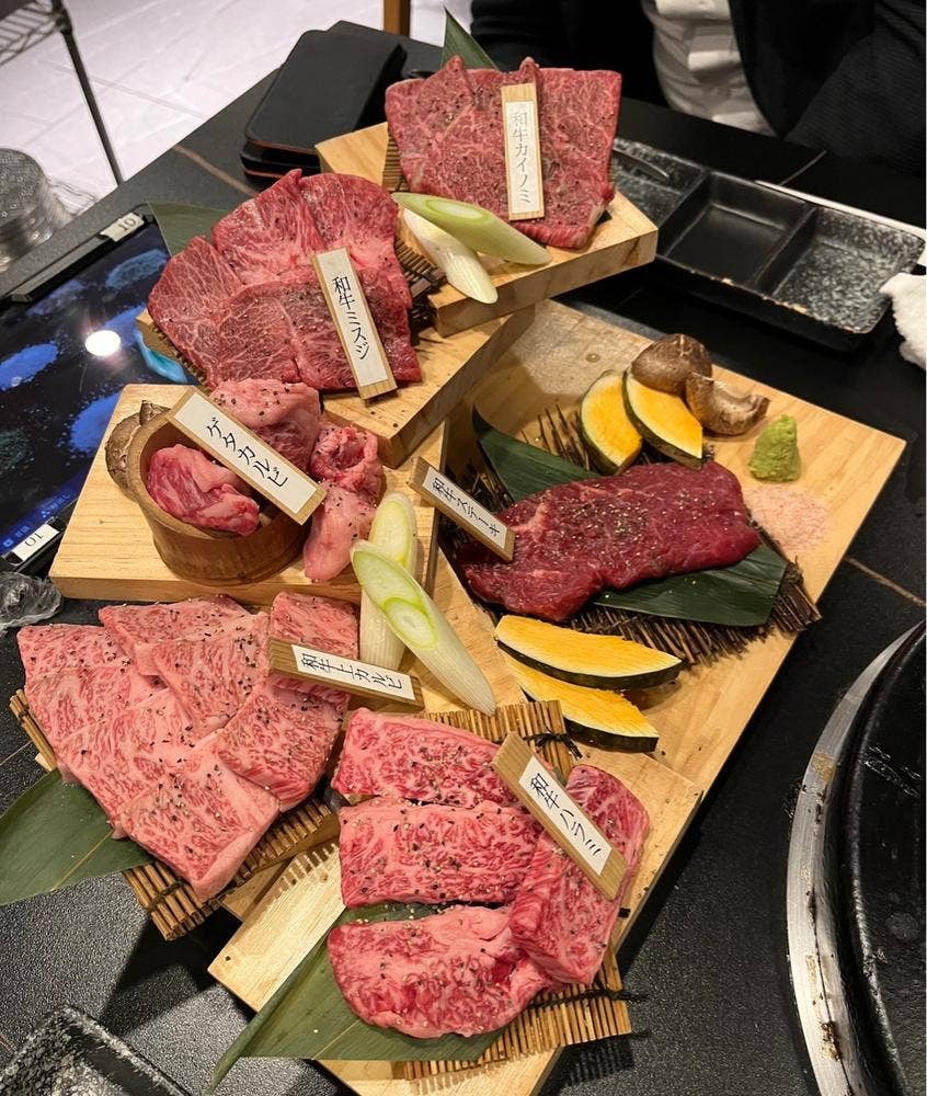 八重洲の焼肉拓郎