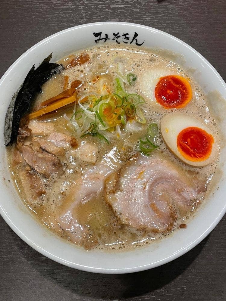 みそきん